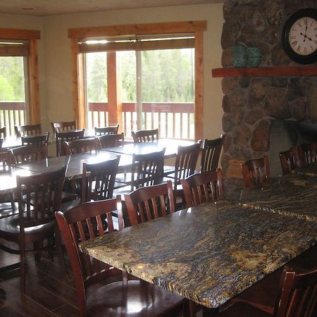 Beaver Creek Lodge Logan Bagian luar foto