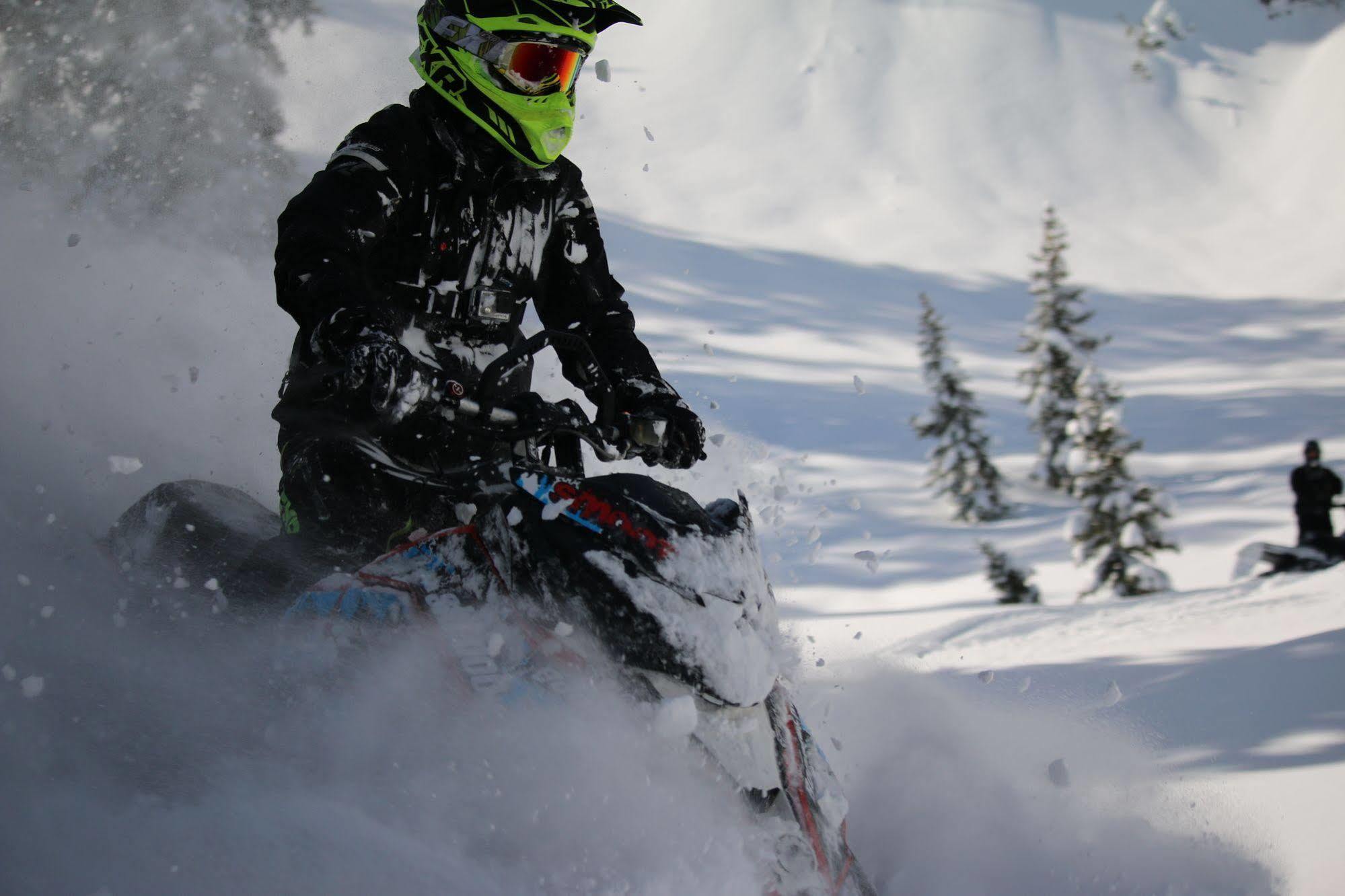 Beaver Creek Lodge Logan Bagian luar foto