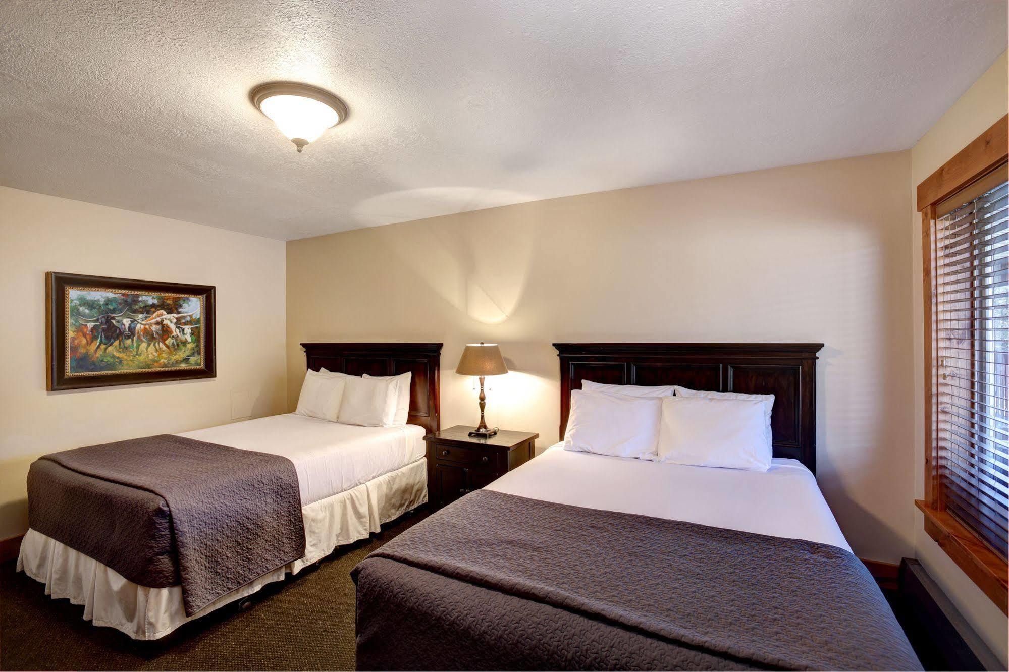 Beaver Creek Lodge Logan Bagian luar foto